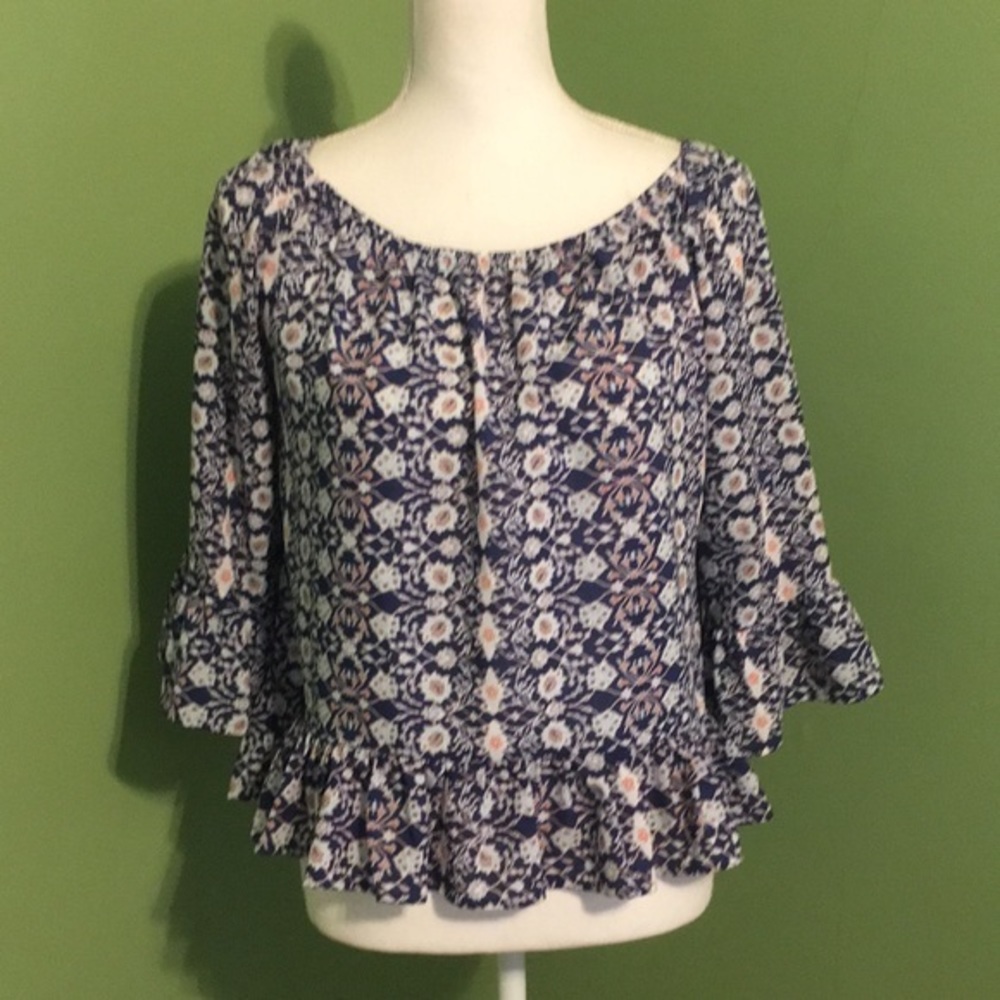 SANCTUARY navy floral‎ blouse with ruffles